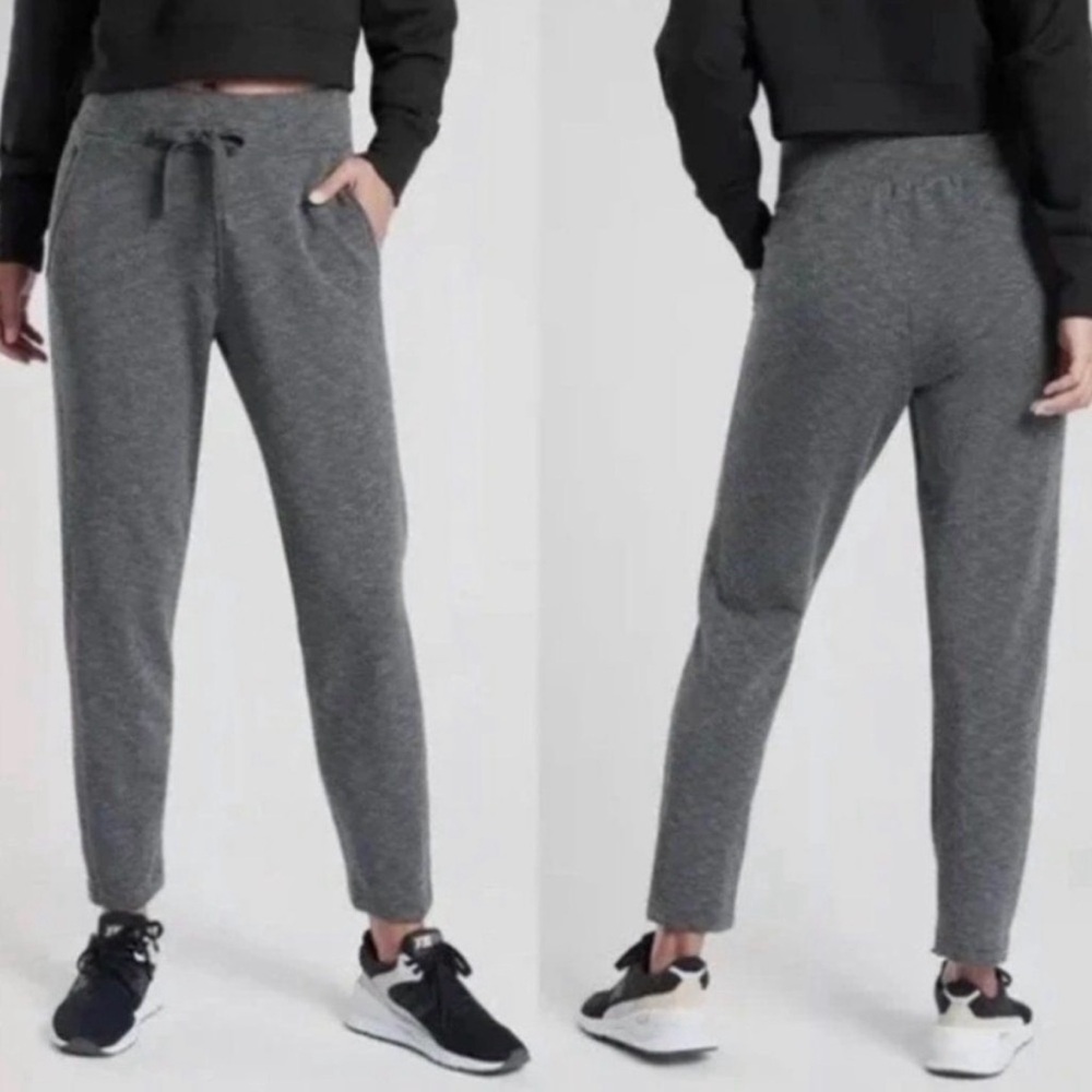 Athleta Post Om Jogger Pants in Charcoal Gray S